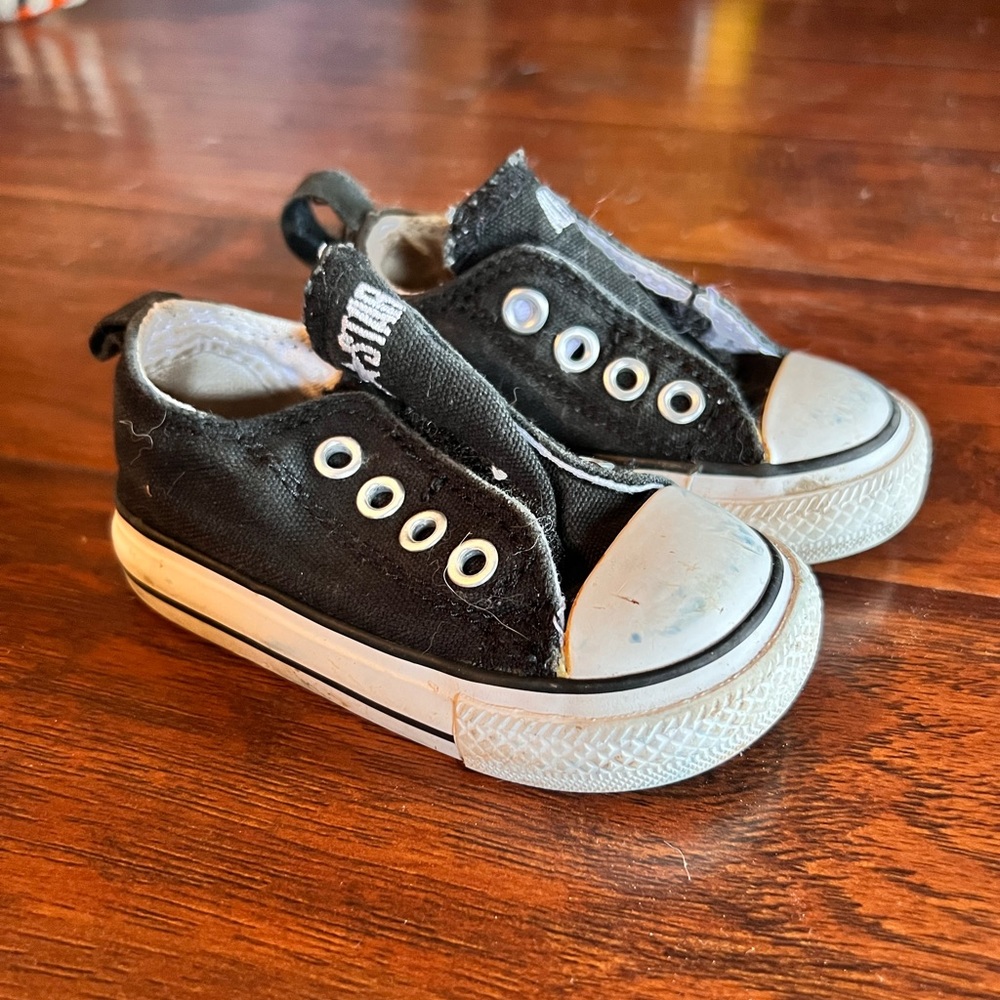 Toddler Velcro converse